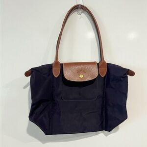 Longchamp Medium Le Pliage Nylon Shoulder Tote